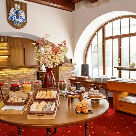 Hotel Rozmbersky Dvur Cesky Krumlov