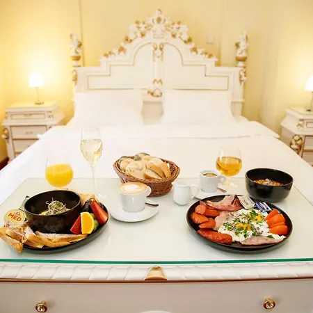 Hotel Rozmbersky Dvur 4*