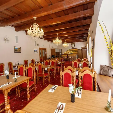 Rozmbersky Dvur Hotel 4*