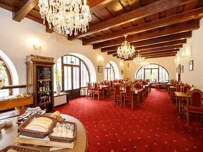 Hotel Gold