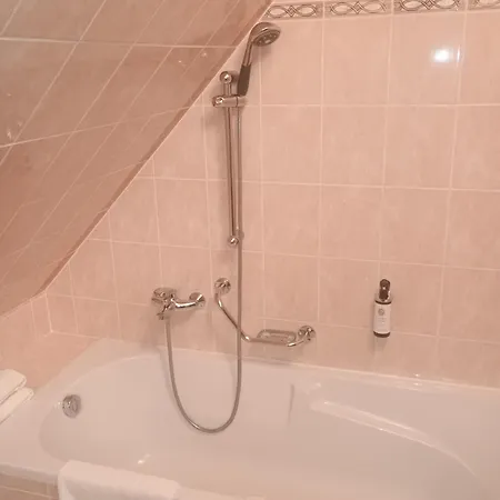 Rozmbersky Dvur Český Krumlov