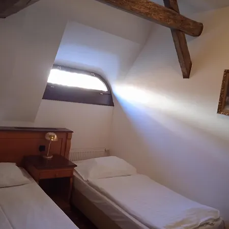 Rozmbersky Dvur Český Krumlov