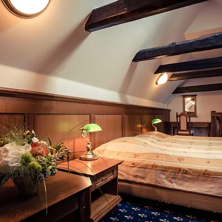 Rozmbersky Dvur Hotel