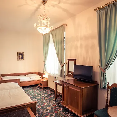 Rozmbersky Dvur Hotell Český Krumlov