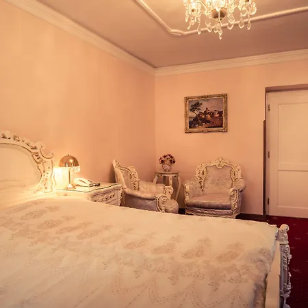 Rozmbersky Dvur Hotell