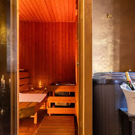 Lh Gold Hotel 4*