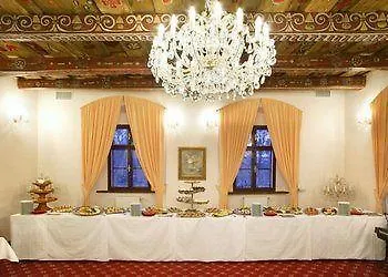 Rozmbersky Dvur Hotel Cesky Krumlov