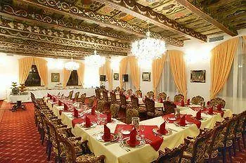 Rozmbersky Dvur Hotel Cesky Krumlov