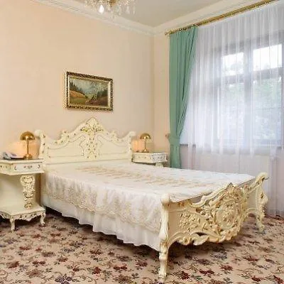 Rozmbersky Dvur Hotel Cesky Krumlov