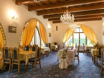Hotel Rozmbersky Dvur Cesky Krumlov