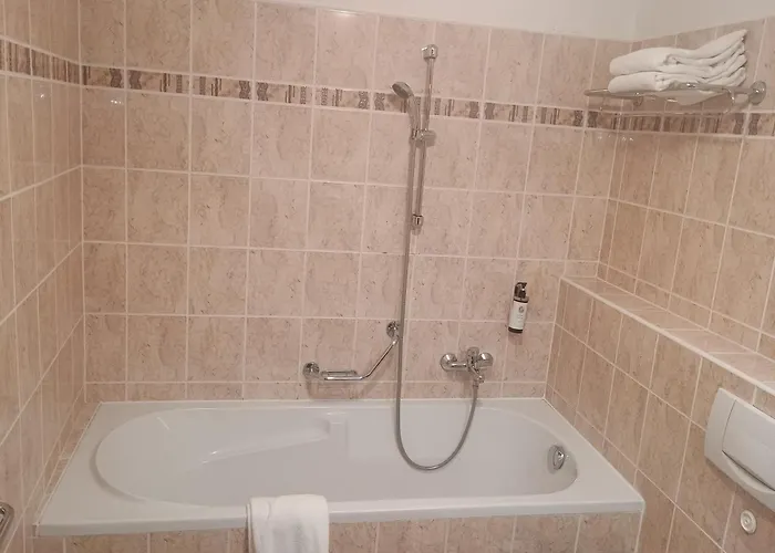 Rozmbersky Dvur Hotel Cesky Krumlov