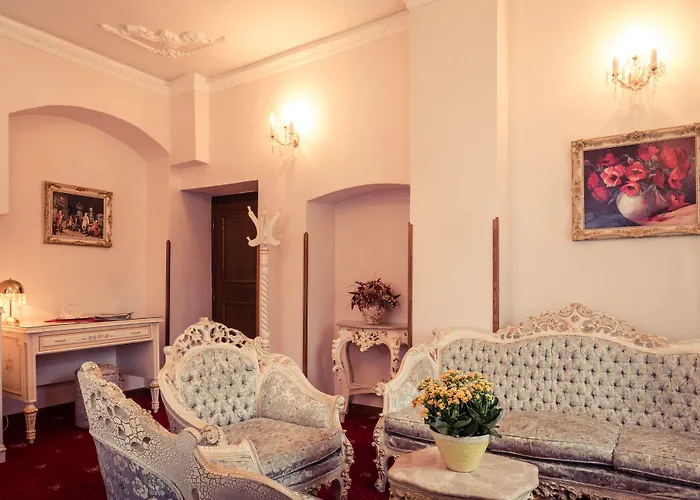Hotell Rozmbersky Dvur 4*