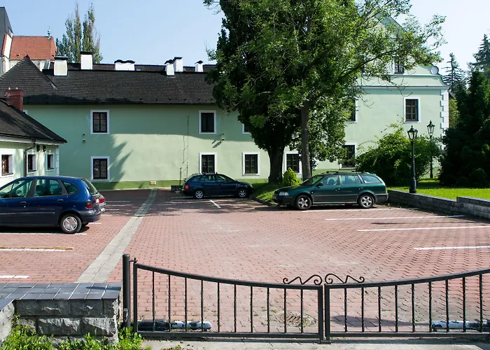Rozmbersky Dvur Otel 4*
